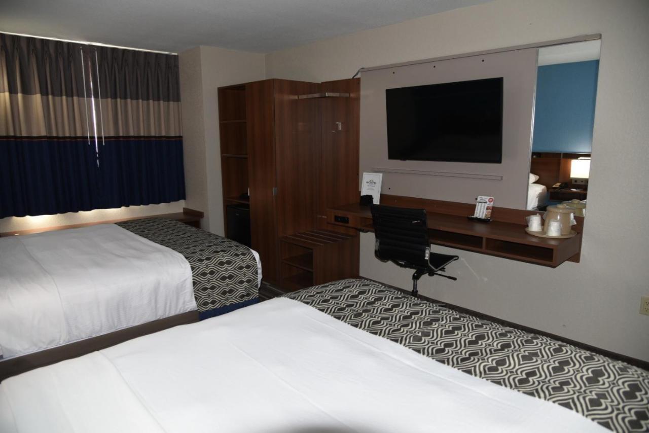 Microtel Inn & Suites By Wyndham Fond Du Lac Luaran gambar